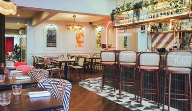 Circo Brasserie interior