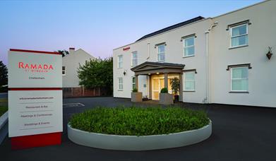 Ramada by Wyndham Cheltenham - Exterior